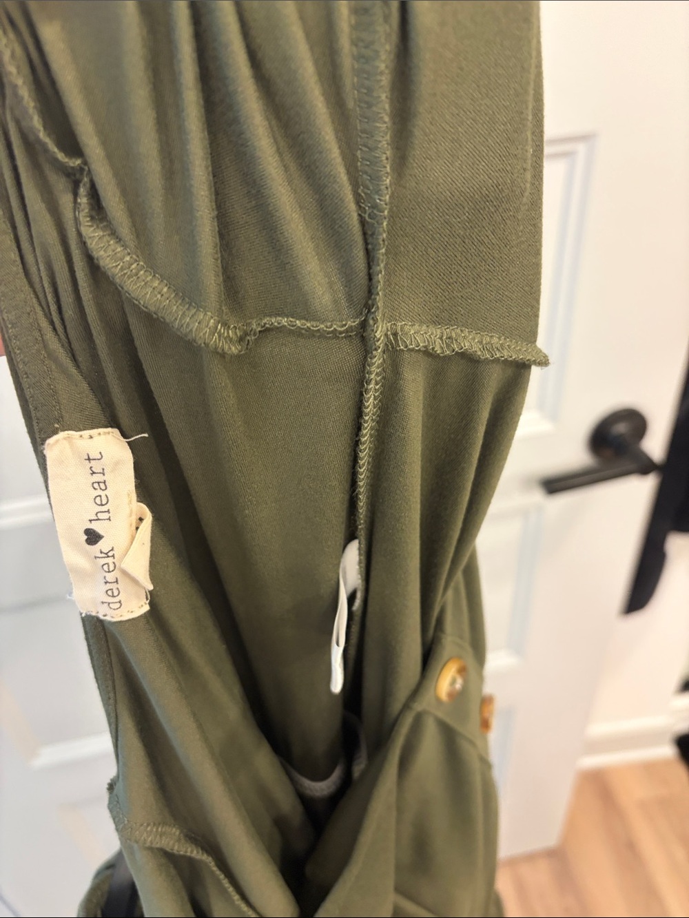 Derek Heart Olive Puff-Sleeve Wide-Leg Jumpsuit with Ring-Belt - Picture 10 of 12